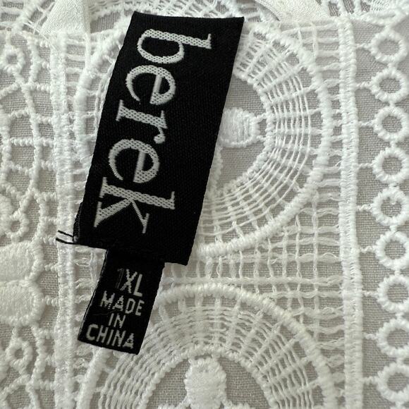 BEREK Eyelet Embroidered Blazer White Gold Grommets Lace Jacket XL Statement - Picture 3 of 13